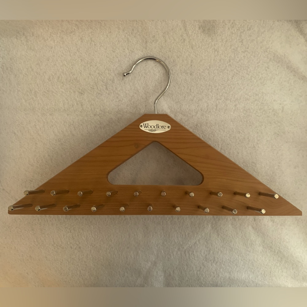 Woodlore Tie and Scarf Rack - Solid Wood